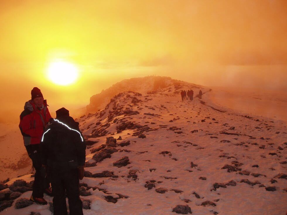 Climbing_Mount Kilimanjaro_uhuru_peak