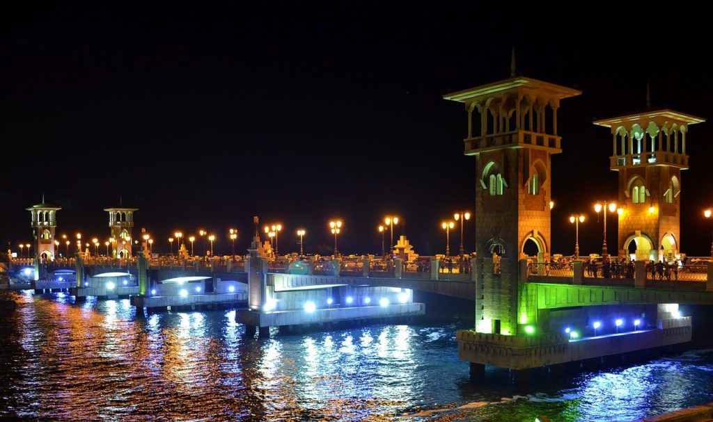 Sehemu maarufu za kukodisha wakati wa likizo mjini Egypt Stanley Bridge