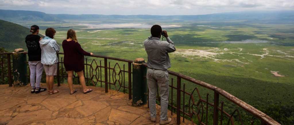 Ngorongoro Crater - - Safari en Tanzanie et vacances à la plage à Zanzibar
