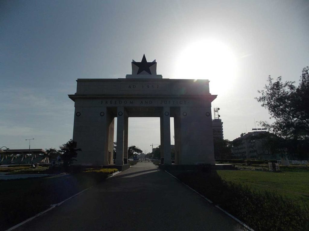 Guide de voyage et de vacances au Ghana Monument de l'étoile noire, Accra