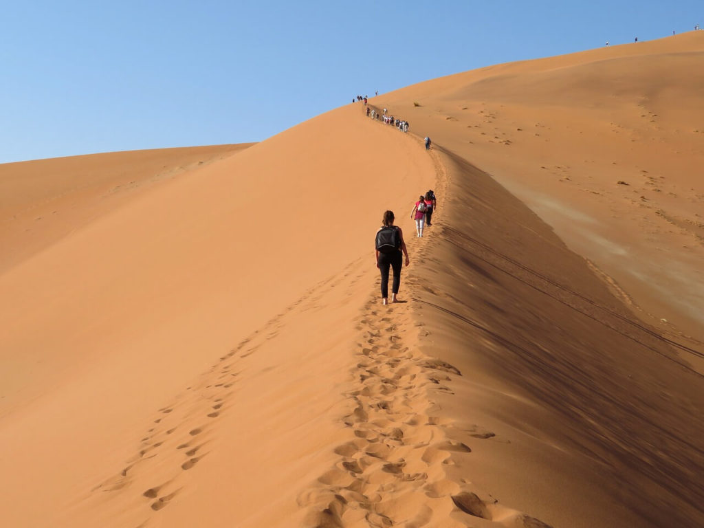 Ascension des dunes de sable