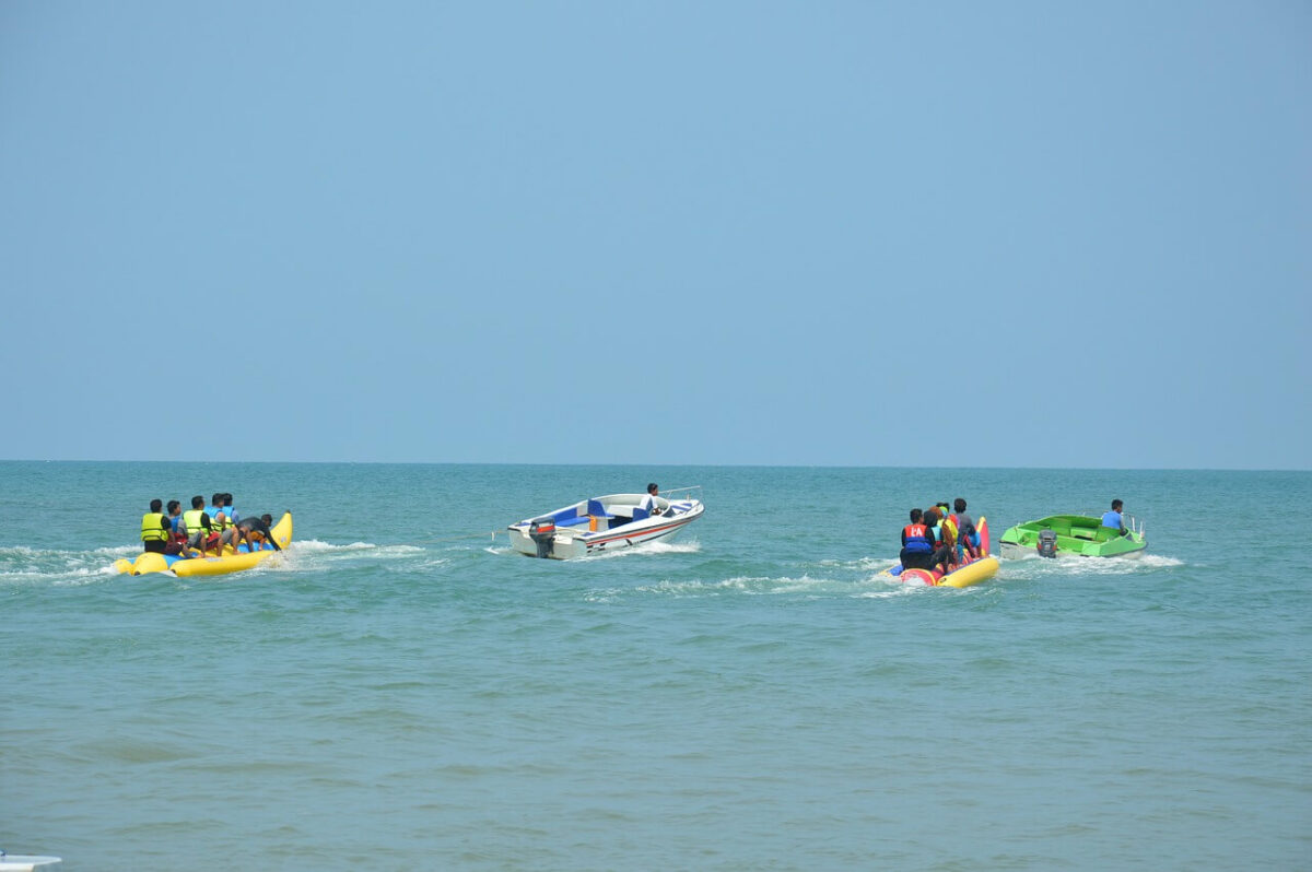 Banana-Boat Rides